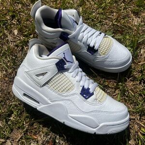 CLEAN Air Jordan 4 size 6 Metallic Purple 2020 shoes